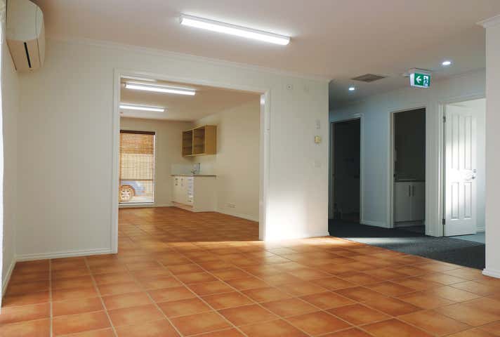 11 Jamieson Way Point Cook VIC 3030 - Image 4