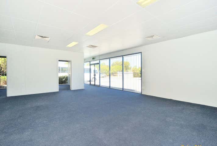 6/7 Cessnock Way Rockingham WA 6168 - Image 4