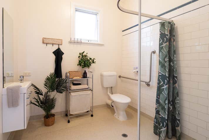 33 Creek Street South Bendigo VIC 3550 - Image 12