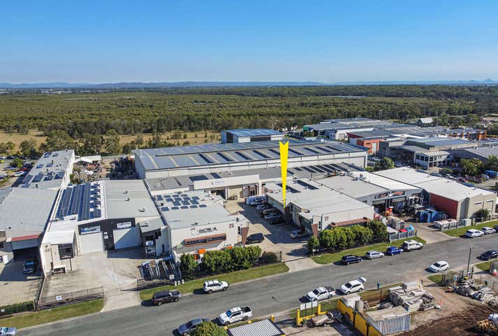 9/25-27 Redcliffe Gardens Drive Clontarf QLD 4019 - Image 1