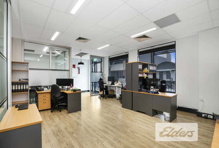 17/14 Browning Street South Brisbane QLD 4101 - Image 2