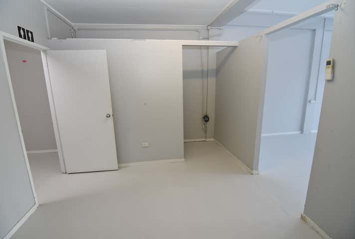 2/273-275 Charters Towers Road Mysterton QLD 4812 - Image 6