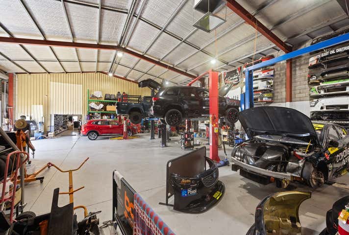 719 Drome Street East Albury NSW 2640 - Image 8