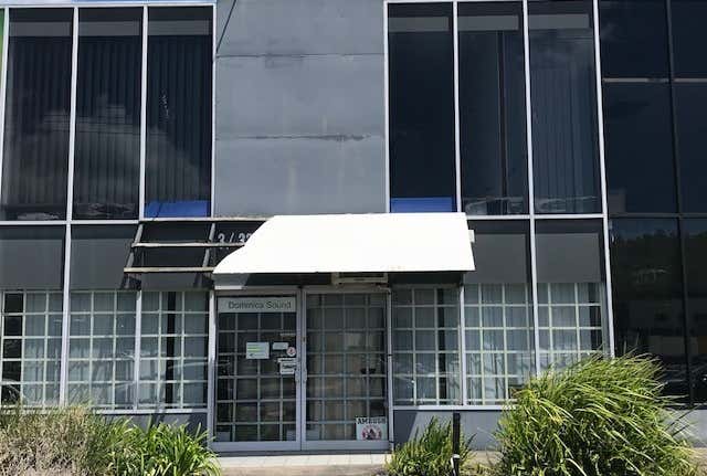 Rent solar panels at 3/33 Central Drive Burleigh Heads, QLD 4220