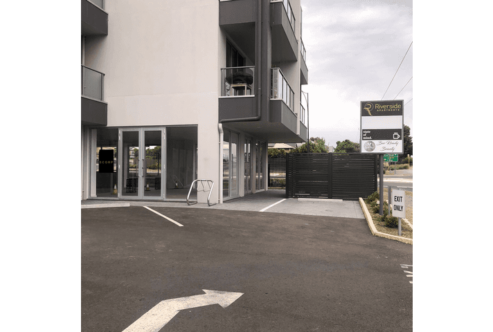 Commercial Real Estate Property For Lease In Moana Sa 5169