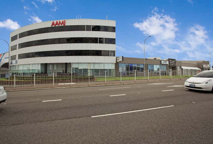 Rent solar panels at The Forum 240-244 Pacific Highway Charlestown, NSW 2290