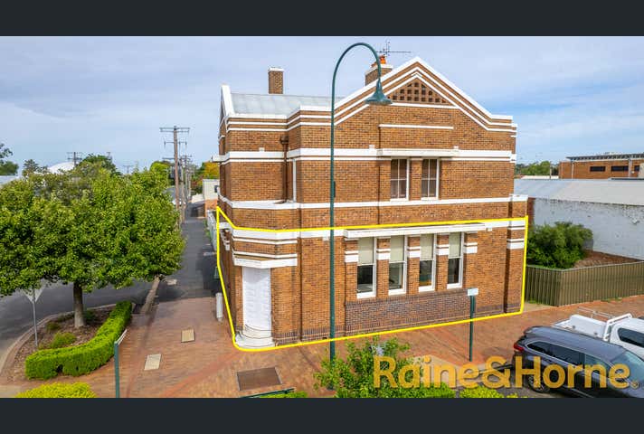 Rent solar panels at Suite 1, 72 Dandaloo Street Narromine, NSW 2821