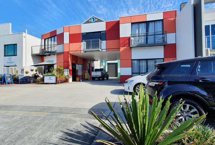 Rent solar panels at 4/25 Township Drive Burleigh Heads, QLD 4220