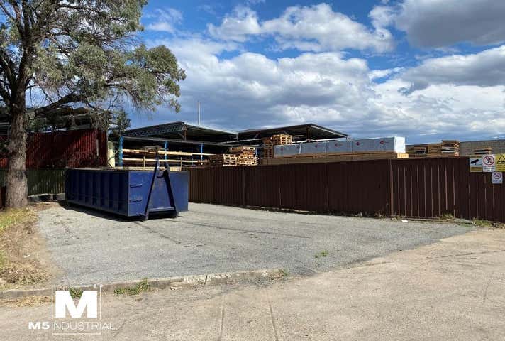 Rent solar panels at Yard, 6 Pat Devlin Close Chipping Norton, NSW 2170