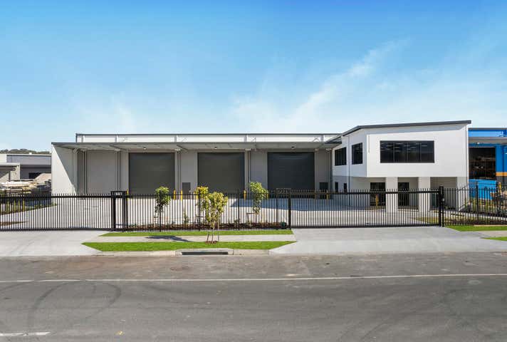 Rent solar panels at 20 Warehouse Circuit Yatala, QLD 4207