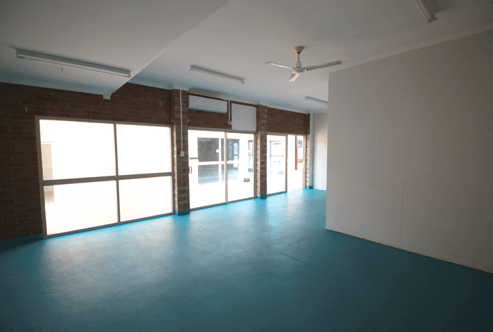 Rent solar panels at 6/33 Zunker Street Burnett Heads, QLD 4670