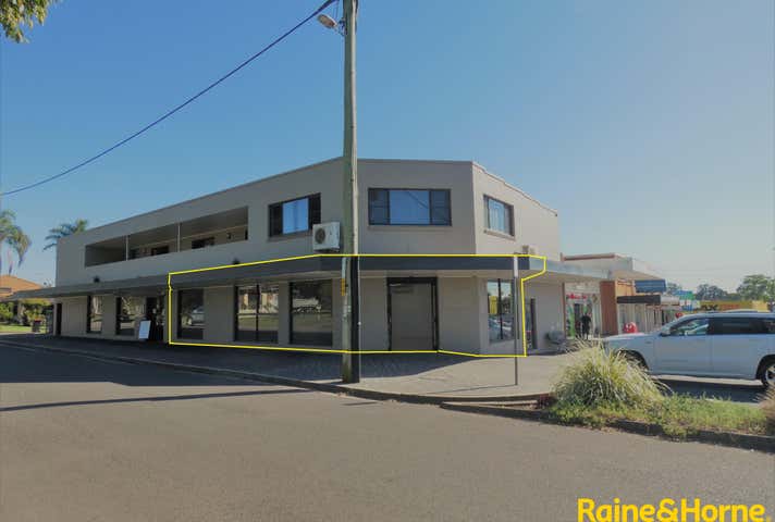 Rent solar panels at Shop 1, 11 Clifton Drive Port Macquarie, NSW 2444