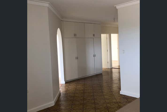 Commercial Real Estate Property For Lease In Moana Sa 5169