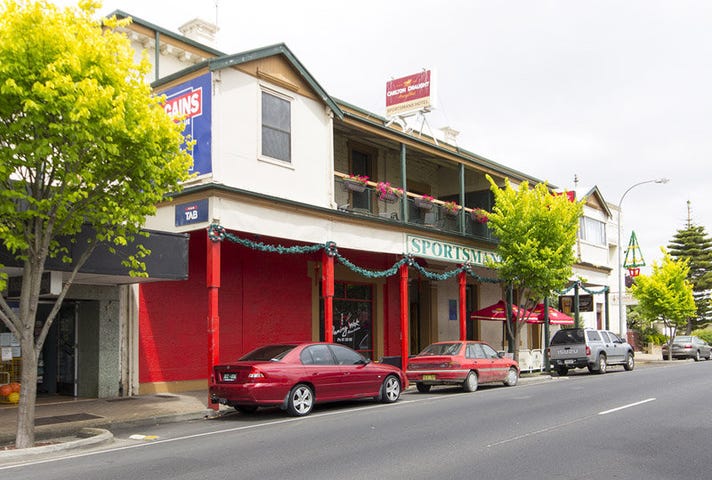 Sportsman Hotel, Millicent, 72 George Street, Millicent, SA 5280