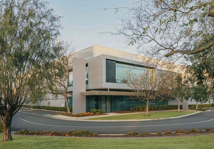 Chifley Business Park 5 Federation Way Moorabbin Airport Vic 3194 www.realcommercial.com.au