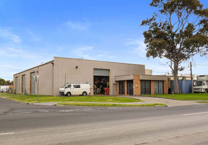 Sold Industrial & Warehouse Property at 100 Malcolm Road, Braeside, VIC ...