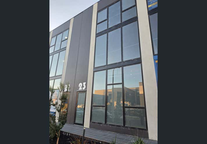 23 Maughan Way, Cranbourne West, VIC 3977 - Office For Lease ...