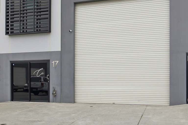 Industrial unit at 17/8 Distribution Court, Arundel