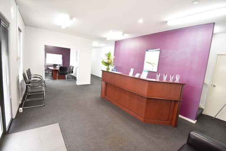 Unit 3, 45 The Avenue Maryville NSW 2293 - Image 4