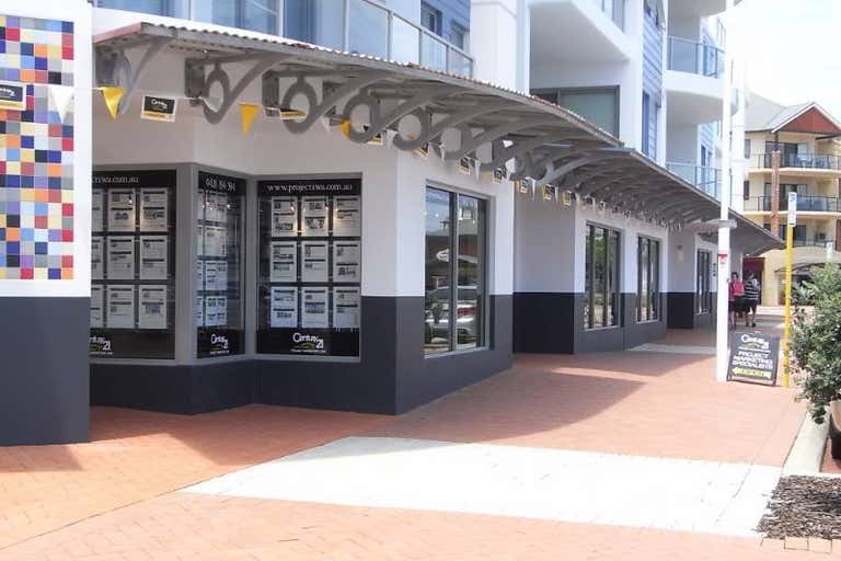 4 Spinnaker Quay Mandurah WA 6210 - Image 1