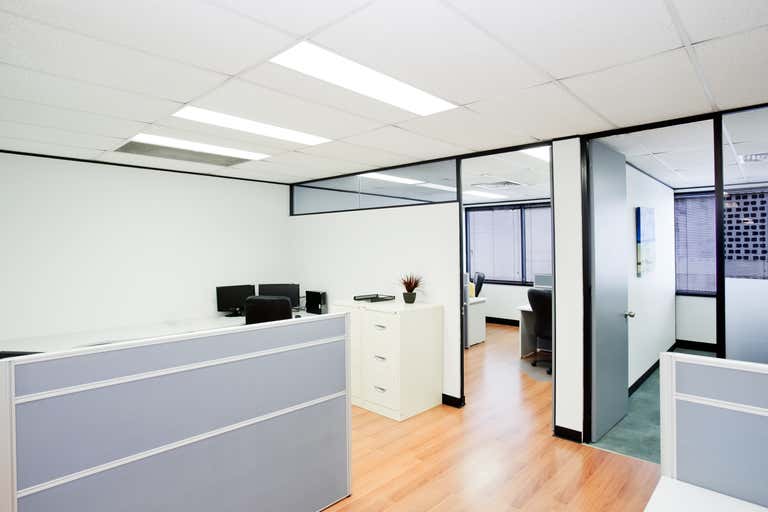 Suite 5, 345  Pacific Highway North Sydney NSW 2060 - Image 4