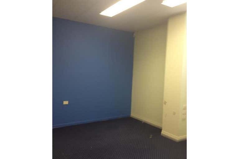 19/27 Evans Street Maroochydore QLD 4558 - Image 4