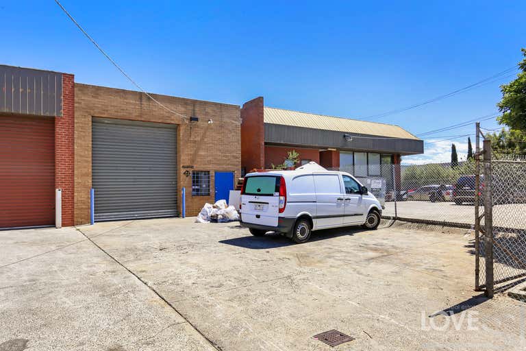 25 Apex Court Thomastown VIC 3074 - Image 1