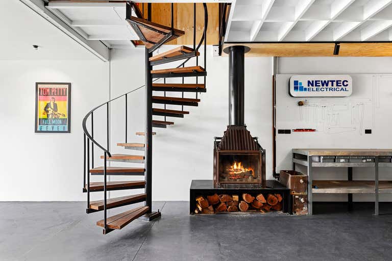 9/7 Trewhitt Court Dromana VIC 3936 - Image 2