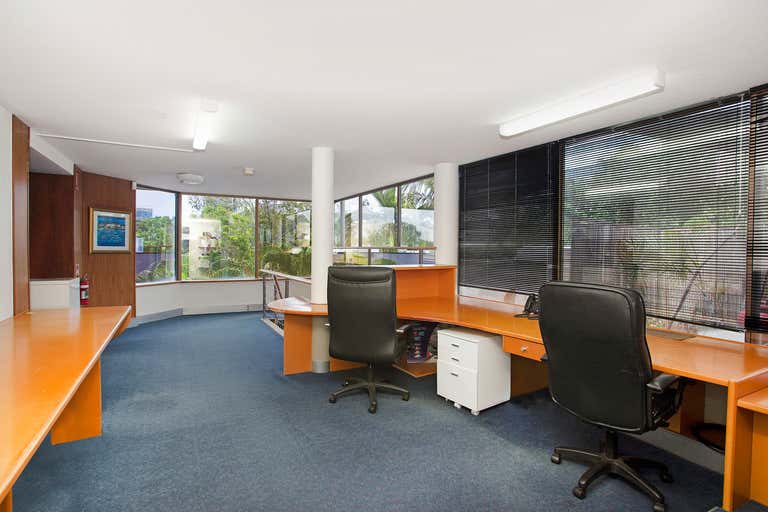 12/17 Karp Court Bundall QLD 4217 - Image 4