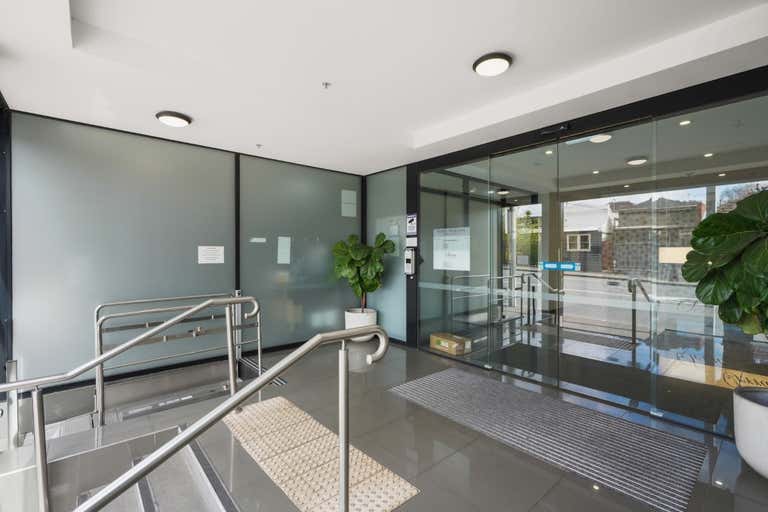 Unit 42A/185 Boundary Road North Melbourne VIC 3051 - Image 2