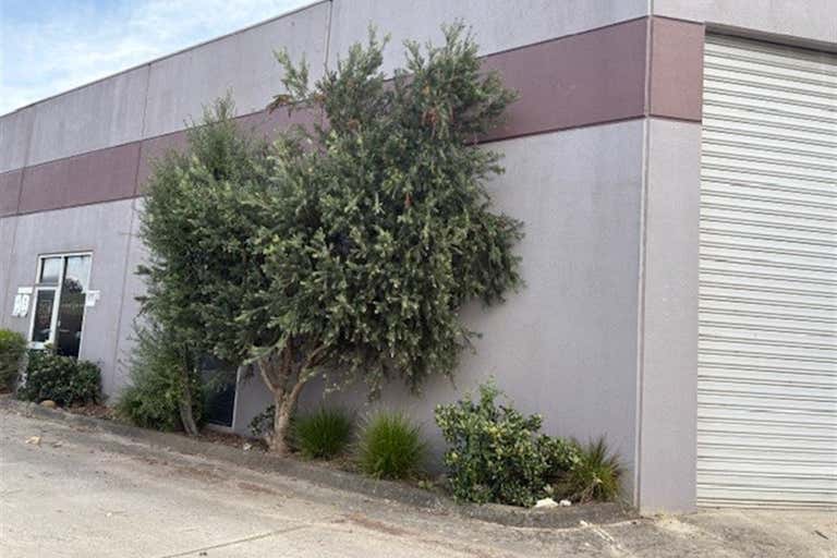 21/6-7 Nicole  Close Bayswater VIC 3153 - Image 2