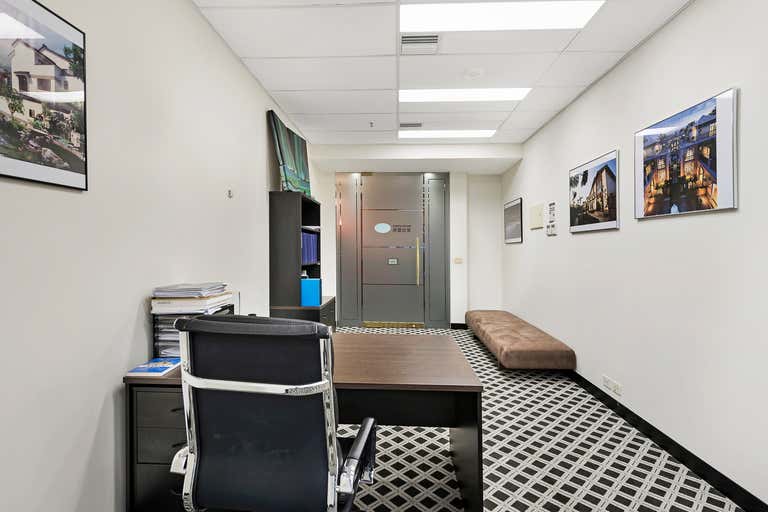 331/1 Queens Road Melbourne VIC 3004 - Image 2