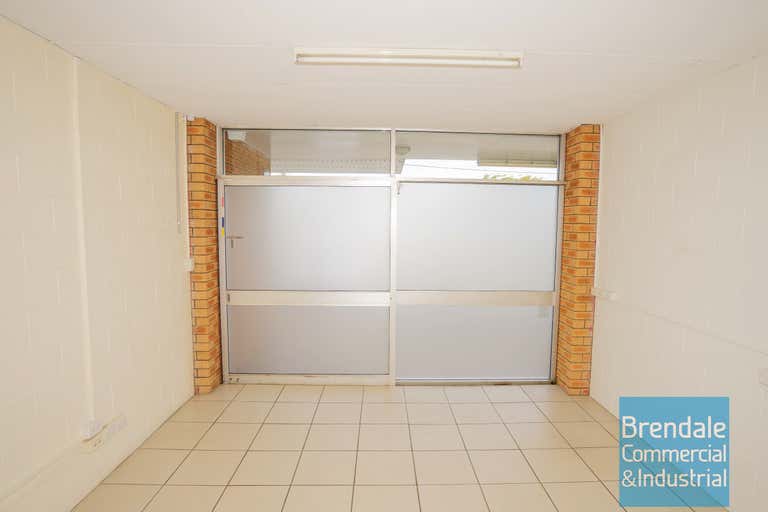 1/2-4 Ebert Pde Lawnton QLD 4501 - Image 2