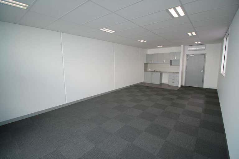 Unit 7, 14 Commercial Drive Pakenham VIC 3810 - Image 4