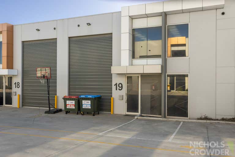 19/22 Watt Road Mornington VIC 3931 - Image 1