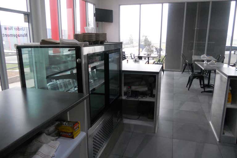 FULLY FITTED KITCHEN IDEAL FOR A CATERING BUSINESS WITH A CAFE ON THE SIDE! , 2 Graystone Court Epping VIC 3076 - Image 2