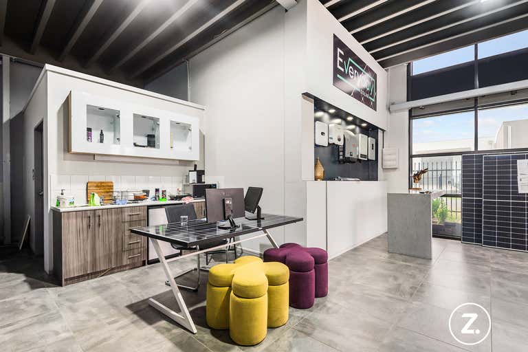 13/1 Latchford Street Cranbourne West VIC 3977 - Image 2