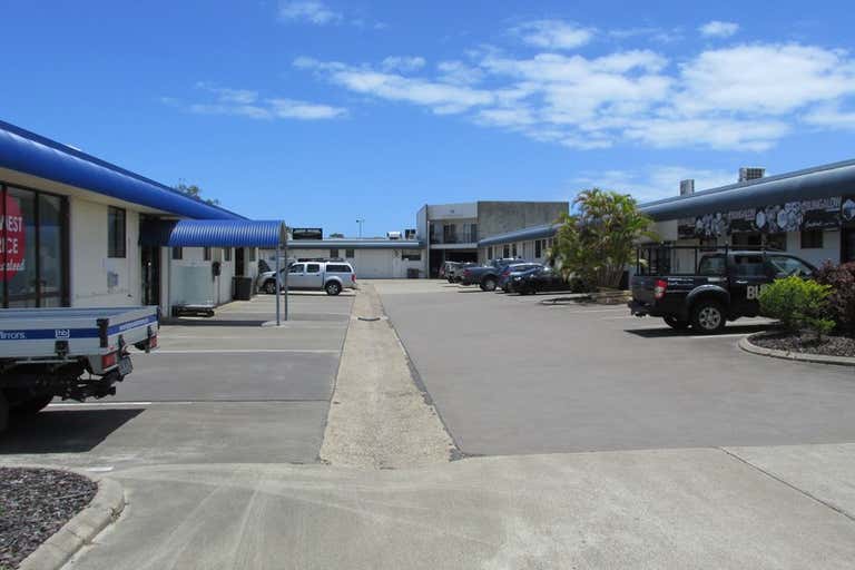 2/64 Boat Harbour Drive Pialba QLD 4655 - Image 2