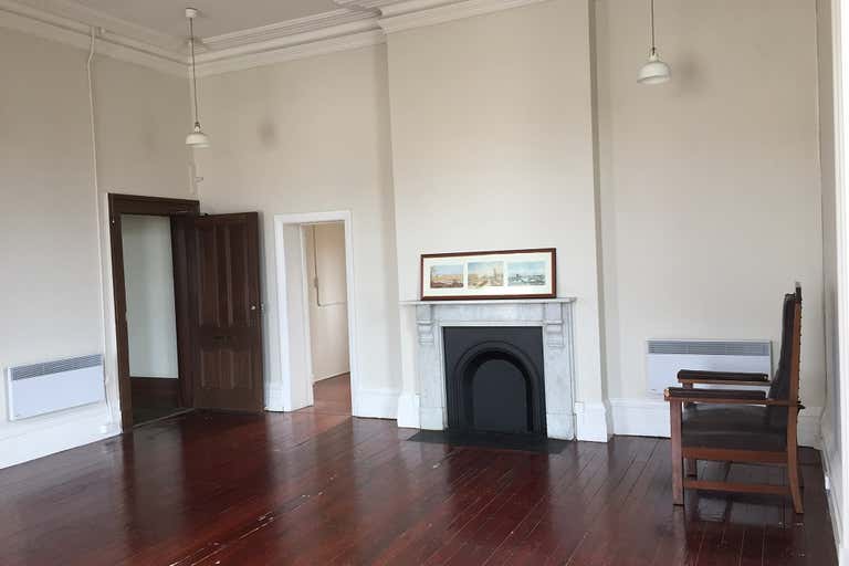 First Floor, 66 Napier Footscray VIC 3011 - Image 2