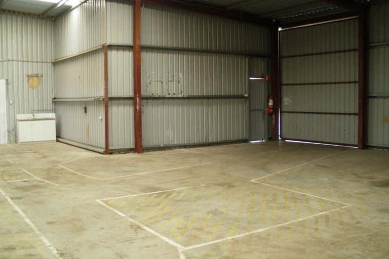 Unit 5, 8 Hendon Way Kelmscott WA 6111 - Image 2