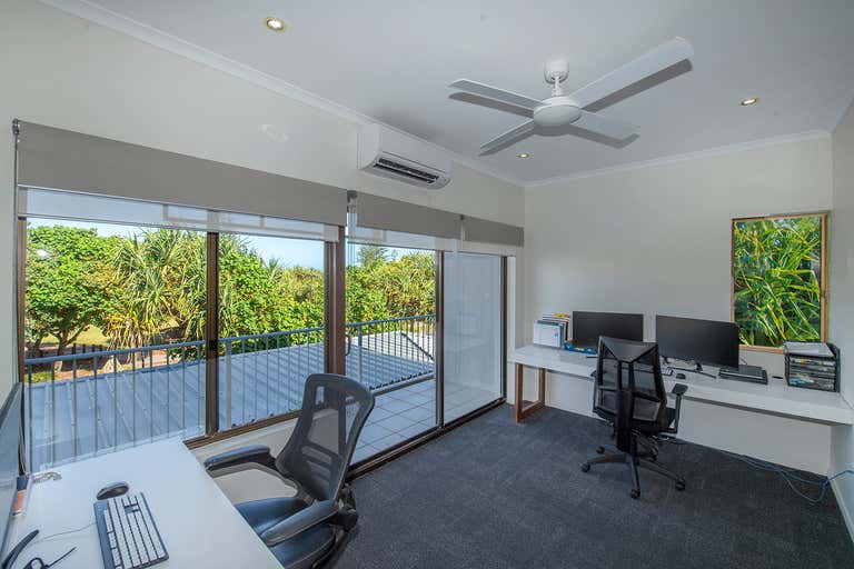 Suite 6/4 Kingfisher Drive Peregian Beach QLD 4573 - Image 2