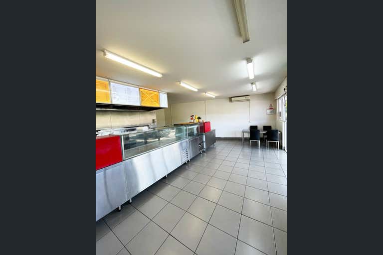 Vacant Shop For Sale, Shop 5, 111 short street Boronia Heights QLD 4124 - Image 2