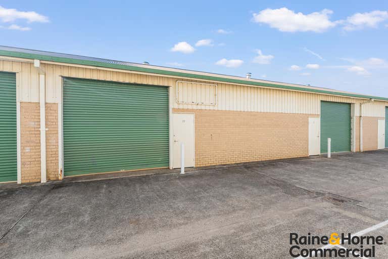 Unit 2D, 8-12 Acacia Avenue Port Macquarie NSW 2444 - Image 1