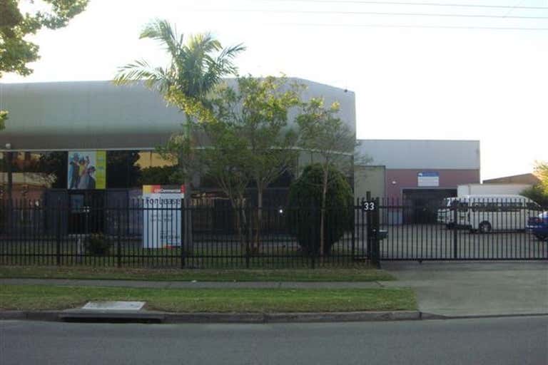 Unit, 1/33 Stanley Road Ingleburn NSW 2565 - Image 2