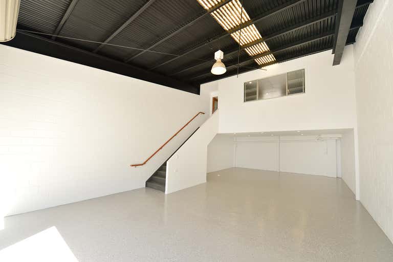 Unit 2/10 Rene Street Noosaville QLD 4566 - Image 2