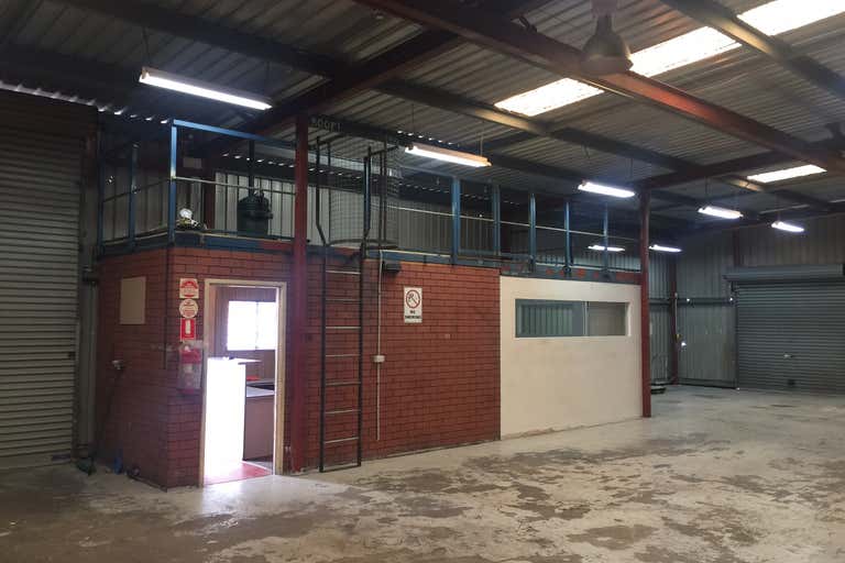 3D/140 Barrington Street Bibra Lake WA 6163 - Image 2