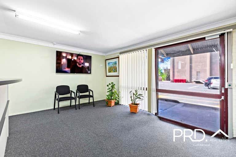 8/221 Lennox Street Maryborough QLD 4650 - Image 2