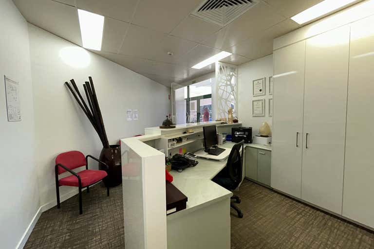 4/31 Cotton Tree Parade Maroochydore QLD 4558 - Image 4