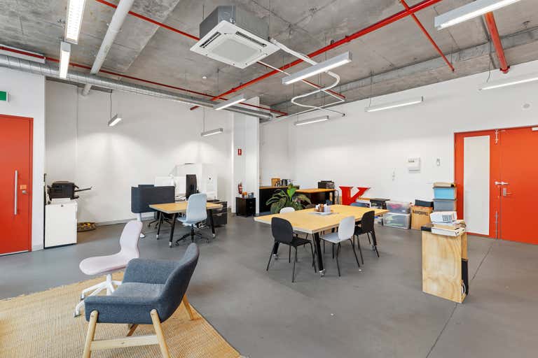 G02/15-87 Gladstone Street South Melbourne VIC 3205 - Image 2