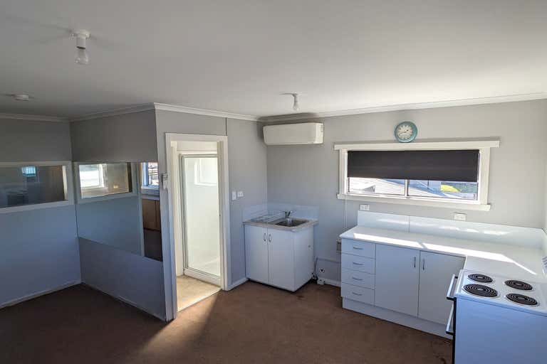 122 Tarleton Street East Devonport TAS 7310 - Image 2